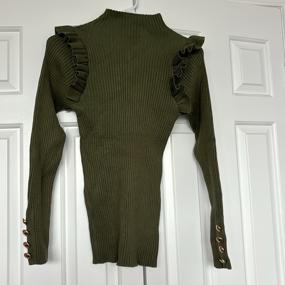 Forest green sweater - Picture 4 of 6
